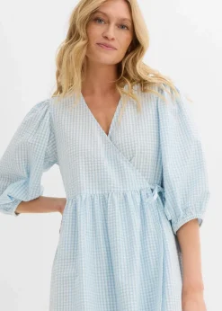 Wickelkleid aus Strukturmaterial