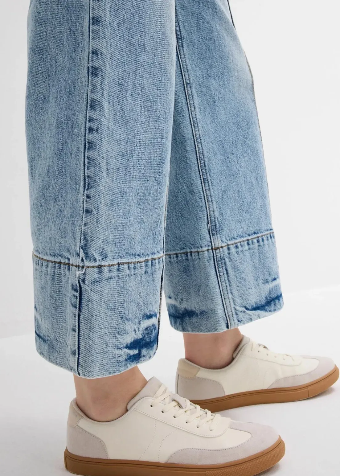 Wide Leg Jeans Mid Waist, cropped