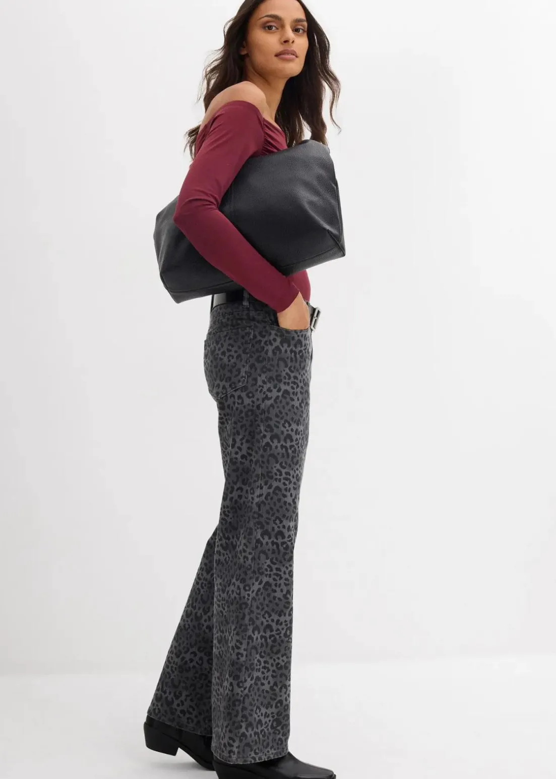 Wide Leg Twillhose mit Leodruck