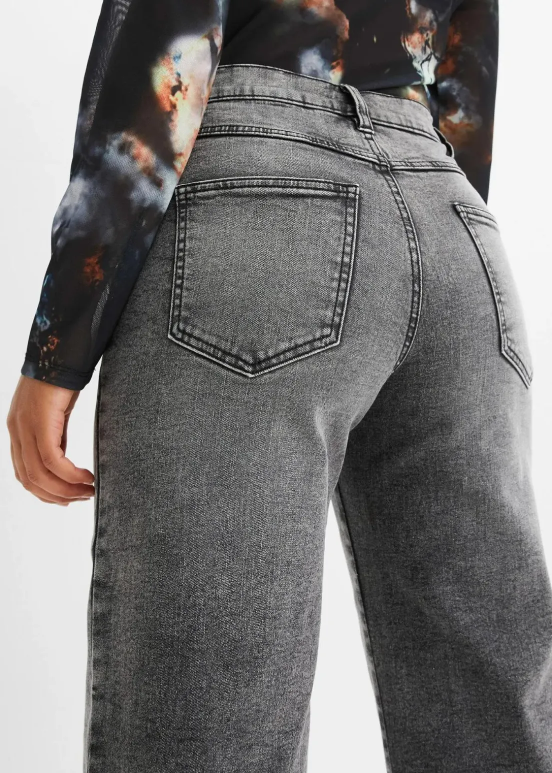 Wide-Leg-Jeans, High Waist mit Nietenbesatz