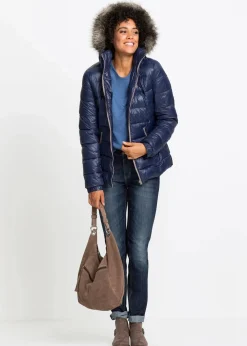 Winterjacke mit Kapuze